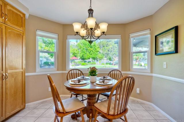 Detail Gallery Image 13 of 47 For 14013 Saddlewood Dr, Poway,  CA 92064 - 4 Beds | 3 Baths