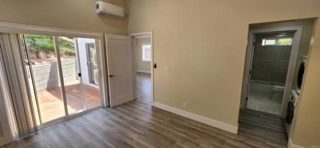 7920 Rocoso Lane, Carlsbad CA: https://media.crmls.org/mediaz/b83eb648-5752-414c-8898-d1d24b2f6916.jpg