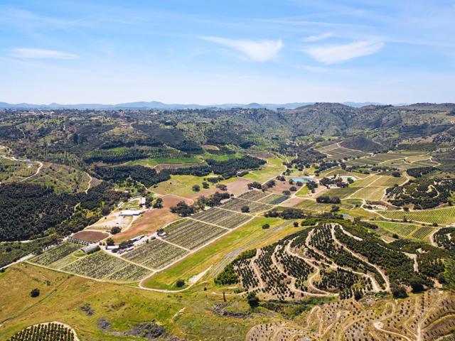 14224 Old Cole Grade Road, Pauma Valley CA: https://media.crmls.org/mediaz/b83f09cb-c3de-4118-ab99-3fbe015e7b56.jpg