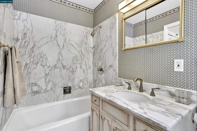 18 Van Tassel Ln, Orinda CA: https://media.crmls.org/mediaz/b83f6ac1-3021-4ea1-9be8-ee9d9624c152.jpg