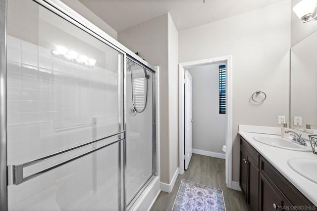 784 Portside Pl, San Diego CA: https://media.crmls.org/mediaz/b83fb1cf-c117-4cac-ae2a-d48100f31a6a.jpg