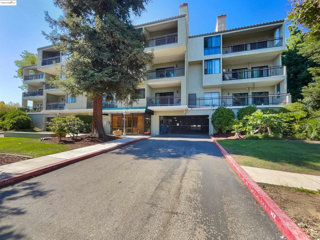 2200 Agnew RD #212