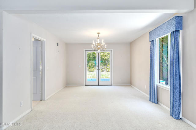 3041 Three Springs Drive, Westlake Village CA: https://media.crmls.org/mediaz/b8406700-143a-498d-b2ab-400da2bb7988.jpg