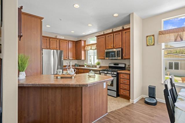 Detail Gallery Image 7 of 22 For 2239 Black Canyon Rd, Ramona,  CA 92065 - 3 Beds | 2 Baths
