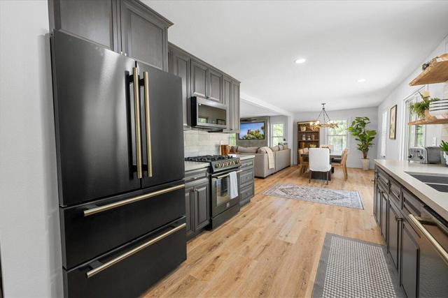 641 Highland Road, Big Bear CA: https://media.crmls.org/mediaz/b840f00d-f17e-4f63-8dcc-8e5fb7b44169.jpg