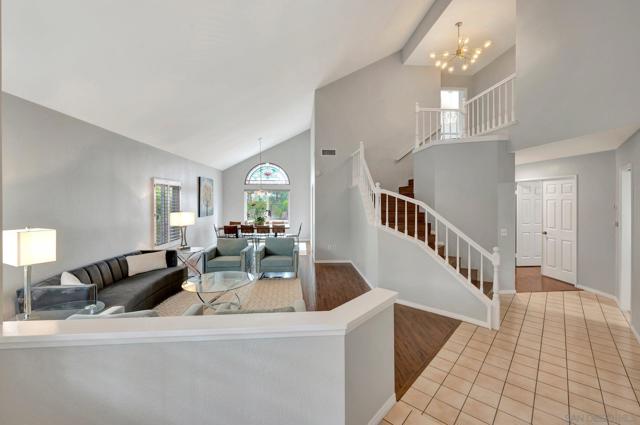 1976 Vineyard Ave, Vista CA: https://media.crmls.org/mediaz/b84133a7-e69b-4162-9438-18cb52caff7a.jpg