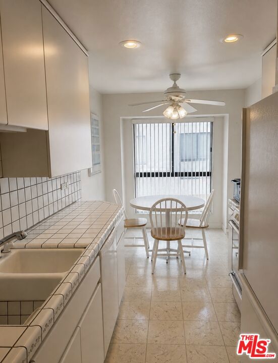 2 Bed Home for Sale in Los Angeles, California