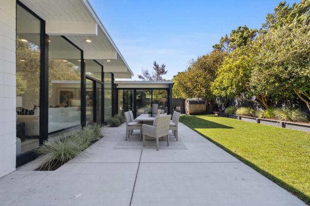 1651 Lexington, San Mateo CA: https://media.crmls.org/mediaz/b8418a5b-0995-469e-9ef1-774f479fe3b8.jpg