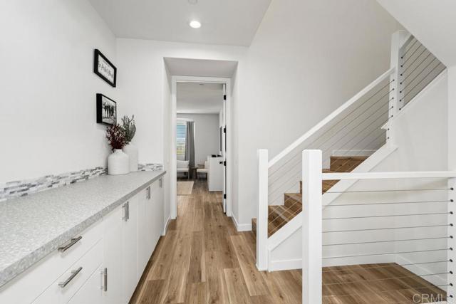 Detail Gallery Image 10 of 39 For 1345 Santa Diana Rd #2,  Chula Vista,  CA 91913 - 4 Beds | 3/1 Baths