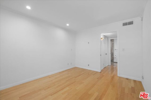 740 North Kings Road, 114 photo 19