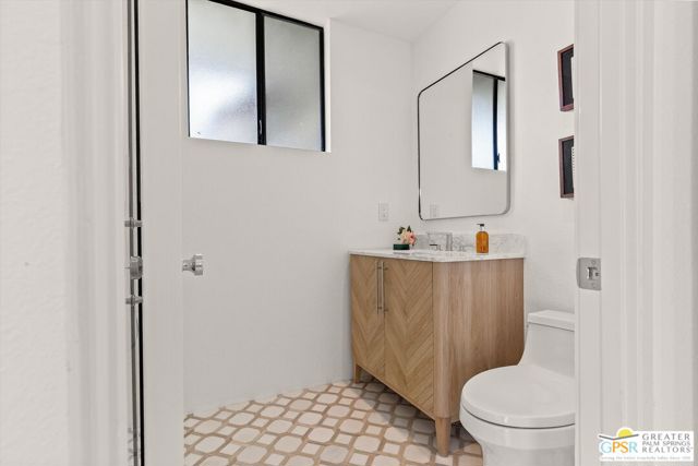 6 Trojan Court, Rancho Mirage CA: https://media.crmls.org/mediaz/b8431371-79f9-46fd-be9c-84b76c99f043.jpg