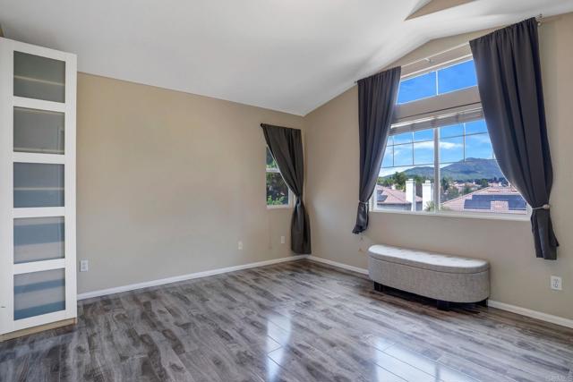 Detail Gallery Image 13 of 55 For 1228 Stagecoach Trail Loop, Chula Vista,  CA 91915 - 2 Beds | 2/1 Baths