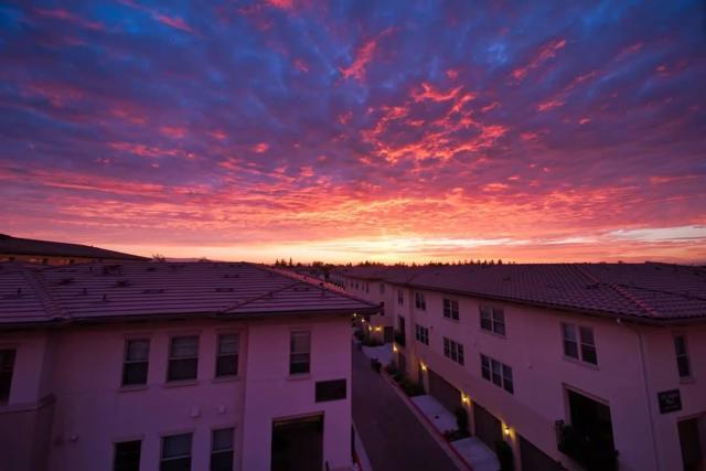 1068 Bigleaf Place, San Jose CA: https://media.crmls.org/mediaz/b8443122-6f88-416c-9f2a-610842ab5b6e.jpg