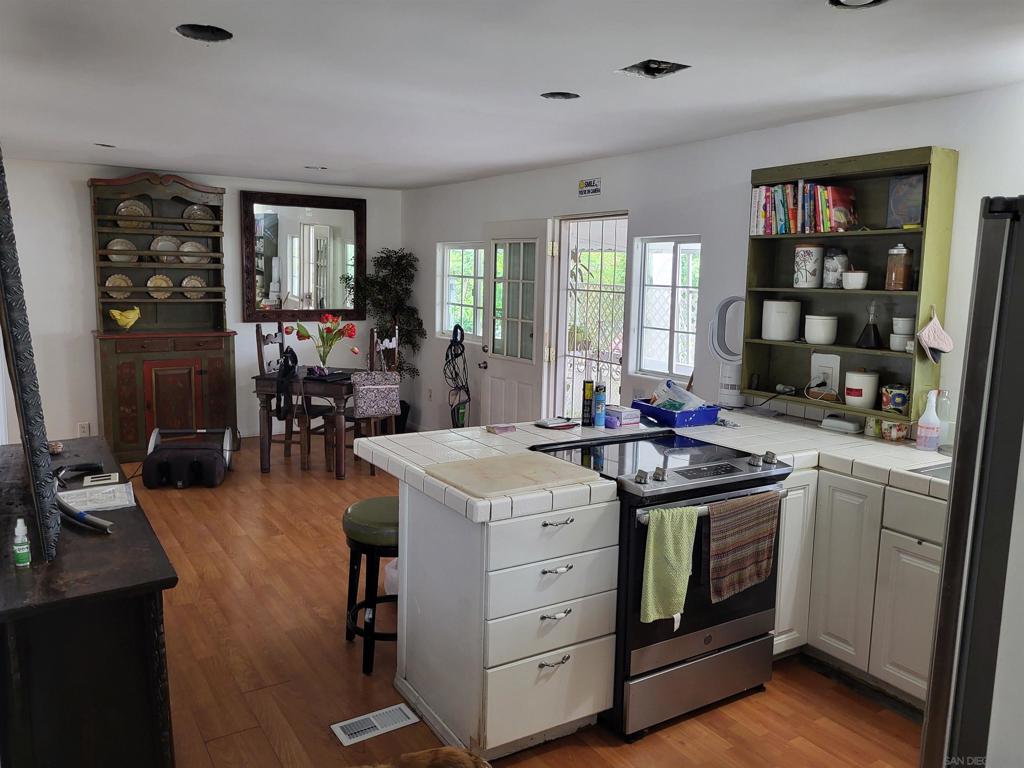 444 El Camino Real - photo 7