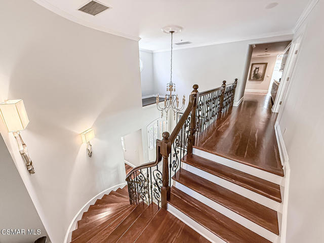 581 Lakeview Canyon Road, Westlake Village CA: https://media.crmls.org/mediaz/b8450beb-0641-4cee-8d65-a32e33b9a234.jpg