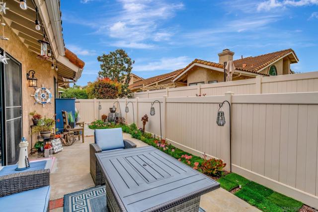 15628 Via Marchena, San Diego CA: https://media.crmls.org/mediaz/b845230f-fe6a-4135-ab81-2627df2b7212.jpg