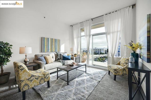 5855 Horton St, Emeryville CA: https://media.crmls.org/mediaz/b8457ef8-35b0-4ede-bba3-91dfaff12d25.jpg