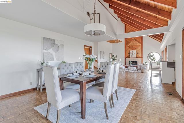 1518 MADERA CT, El Cerrito CA: https://media.crmls.org/mediaz/b8470020-674a-44a8-9bfa-1da31f2186b5.jpg