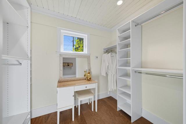 320 N Ellsworth Avenue, San Mateo CA: https://media.crmls.org/mediaz/b84723b0-57d3-4a9f-8b8d-691c448d3f78.jpg