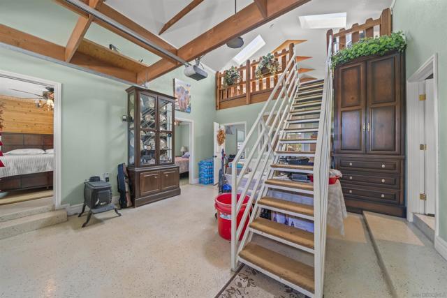 2464 Wynola Rd, Julian CA: https://media.crmls.org/mediaz/b8472c62-b393-43f7-9868-d872d6276f5b.jpg