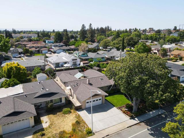 2232 Nobili Avenue, Santa Clara CA: https://media.crmls.org/mediaz/b8473074-bbdd-42b5-bc5f-d14dc792ed94.jpg