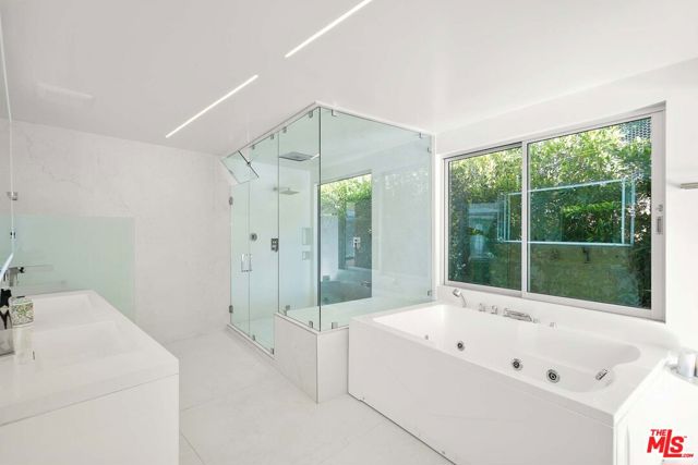 Drew Fenton | 11316 Chalon Road Los Angeles CA | MLS: 7382203