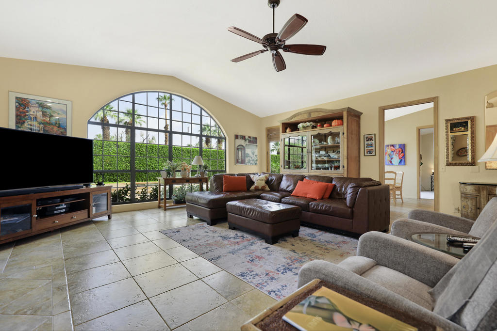 MLS #219138580DA image #18