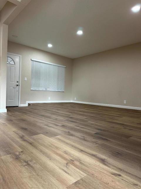 130 E 21st Street, Tracy CA: https://media.crmls.org/mediaz/b8480d0d-68d5-4631-aa43-40488a808d7e.jpg