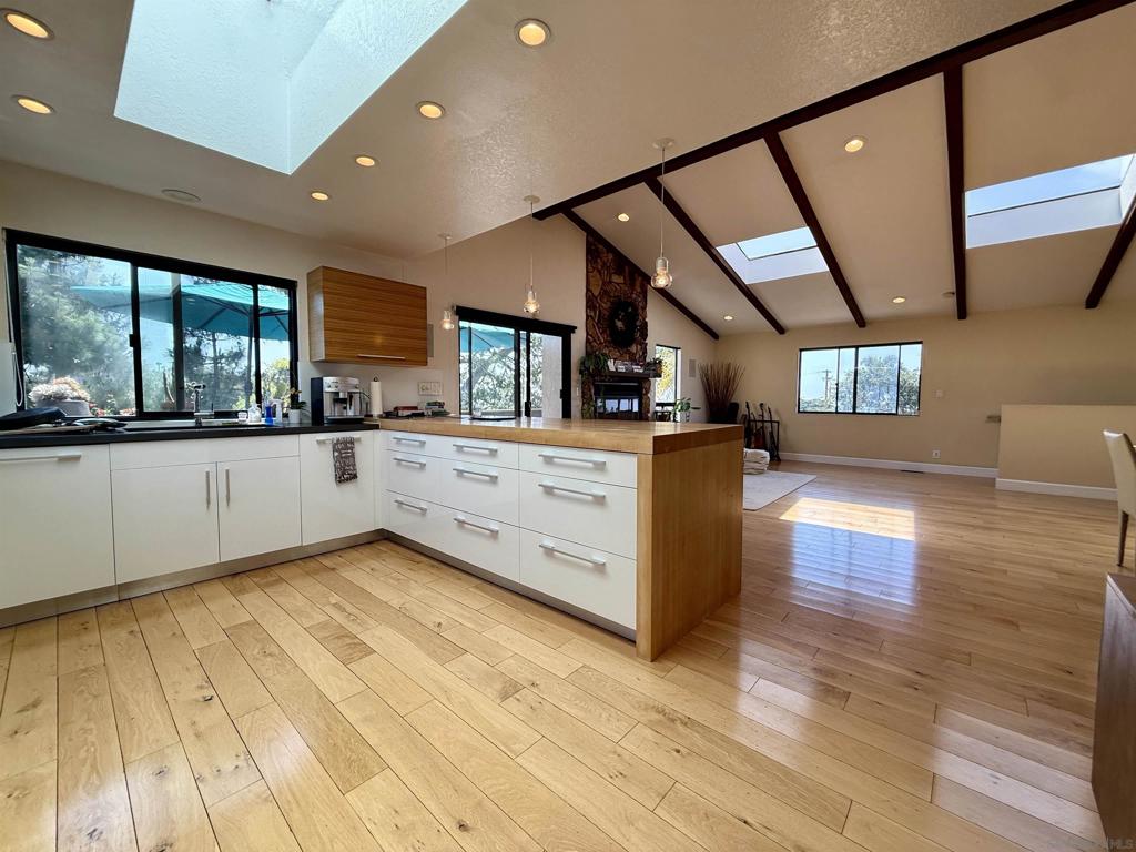 4221 Hill - photo 11
