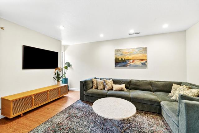 1757 30th Avenue, Santa Cruz CA: https://media.crmls.org/mediaz/b8495161-61a1-4cae-a887-31537c0fdadb.jpg