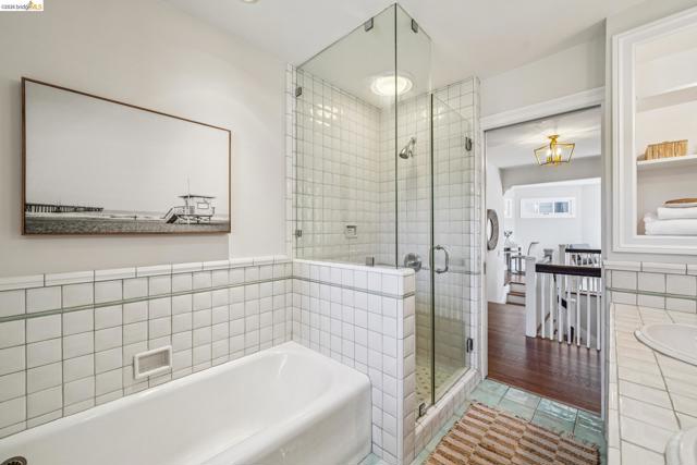 Image 43 of 59 For 4201 Lakeshore Ave