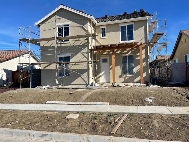 790 Livingston Avenue, King City CA: https://media.crmls.org/mediaz/b84a55af-44b6-40b1-bc50-66b069316071.jpg