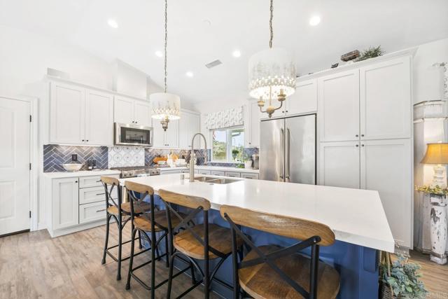 Detail Gallery Image 4 of 37 For 28946 Aerie Rd, Valley Center,  CA 92082 - 3 Beds | 2 Baths