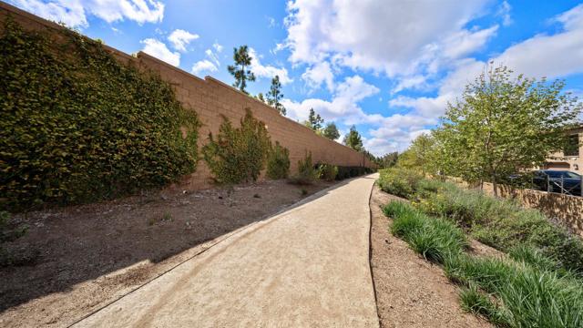 10861 Blake Way, San Diego CA: https://media.crmls.org/mediaz/b84aa189-1c05-4636-b876-65f2240b4f34.jpg
