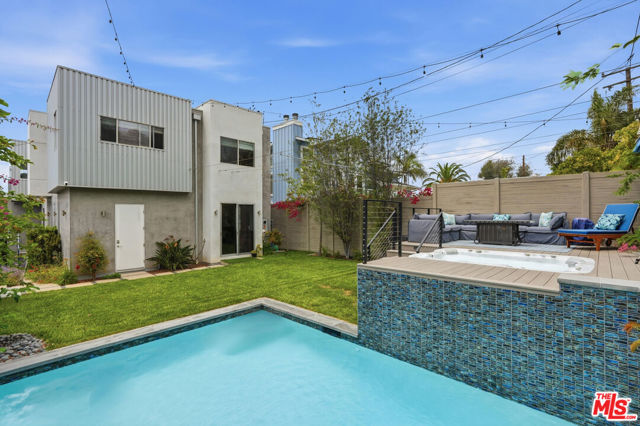 512 Irena Avenue, Redondo Beach, California 90277, 5 Bedrooms Bedrooms, 0 ,3 BathroomsBathrooms,Residential,For Sale,Irena,0,26860787