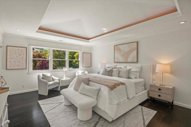 14228 Amherst Court, Los Altos Hills CA: https://media.crmls.org/mediaz/b84ba0f0-7bf2-496b-9fde-6f603ababf87.jpg