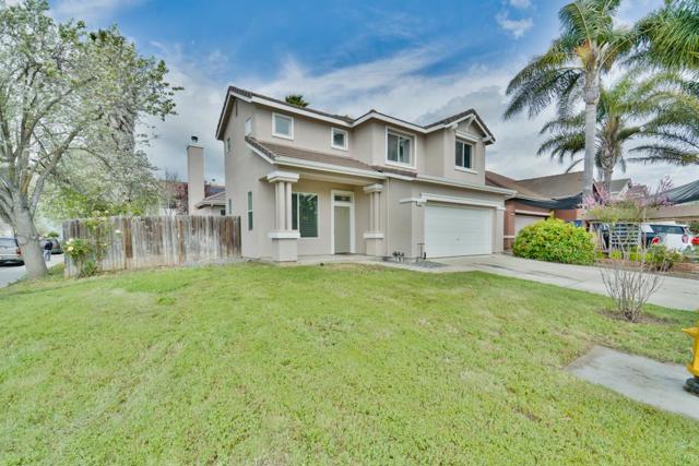 1800 W Graf Road, Hollister CA: https://media.crmls.org/mediaz/b84cd486-8603-47e1-89f9-232ef05b1d9f.jpg