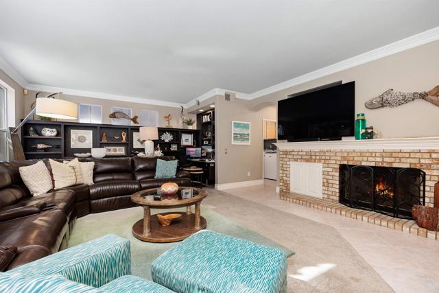 Detail Gallery Image 12 of 46 For 3337 Corte Verso, Carlsbad,  CA 92009 - 4 Beds | 3 Baths