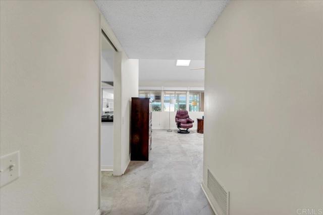 Detail Gallery Image 8 of 44 For 3685 Vista Campana N 56, Oceanside,  CA 92057 - 3 Beds | 2 Baths