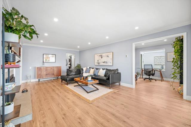 800 Balboa Lane, Foster City CA: https://media.crmls.org/mediaz/b84f0d51-93ae-4d70-906a-9f31254a92e9.jpg