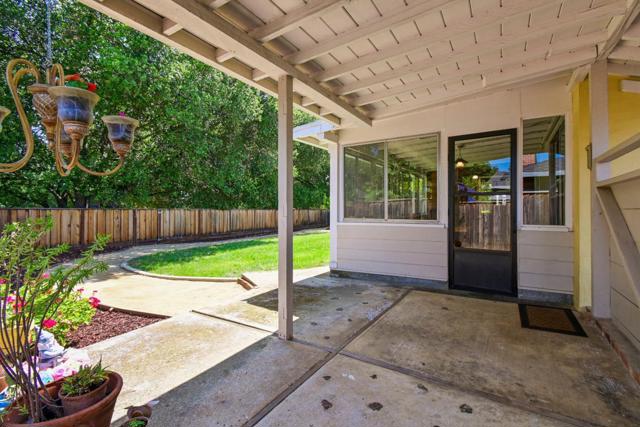 10350 Mann Drive, Cupertino CA: https://media.crmls.org/mediaz/b84f58e0-bb3e-4384-9e61-9564e9ce59a2.jpg