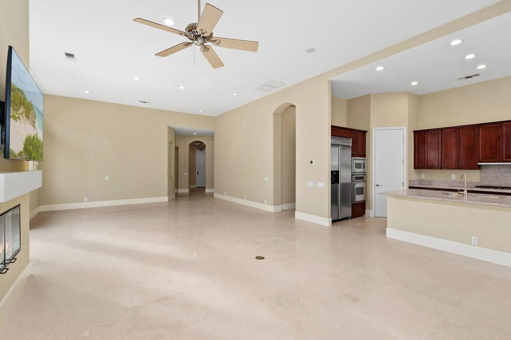 MLS #219138184DA image #16