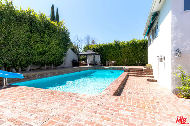 603 Mccadden Place, Los Angeles, California 90005, 4 Bedrooms Bedrooms, ,2 BathroomsBathrooms,Single Family Residence,For Sale,Mccadden,24379585
