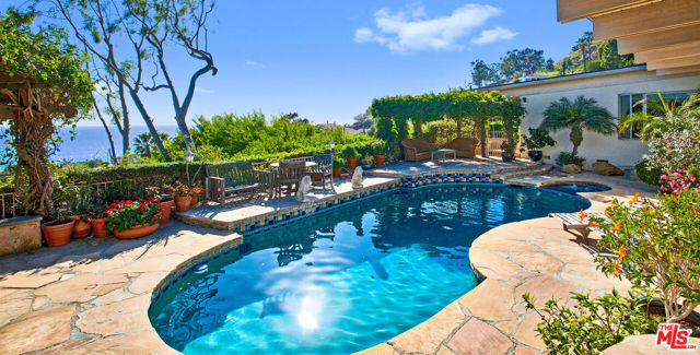 20394 Seaboard Road photo 2