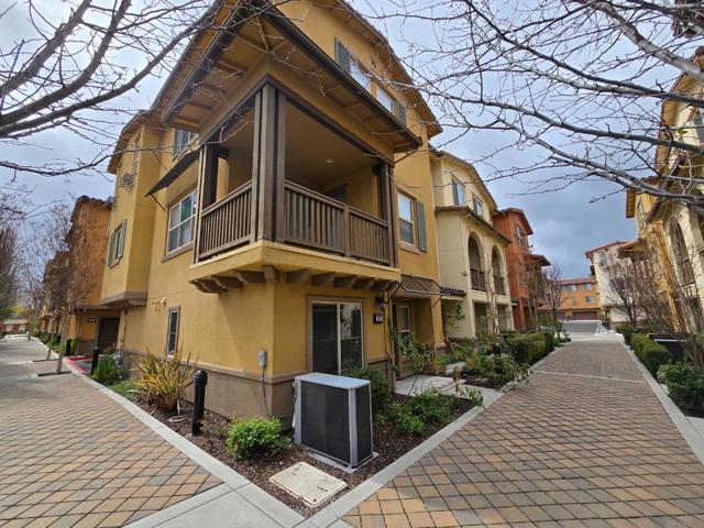 338 Santa Diana Terrace, Sunnyvale CA: https://media.crmls.org/mediaz/b85223cc-a7c1-4394-a86c-f17c008a2ed6.jpg