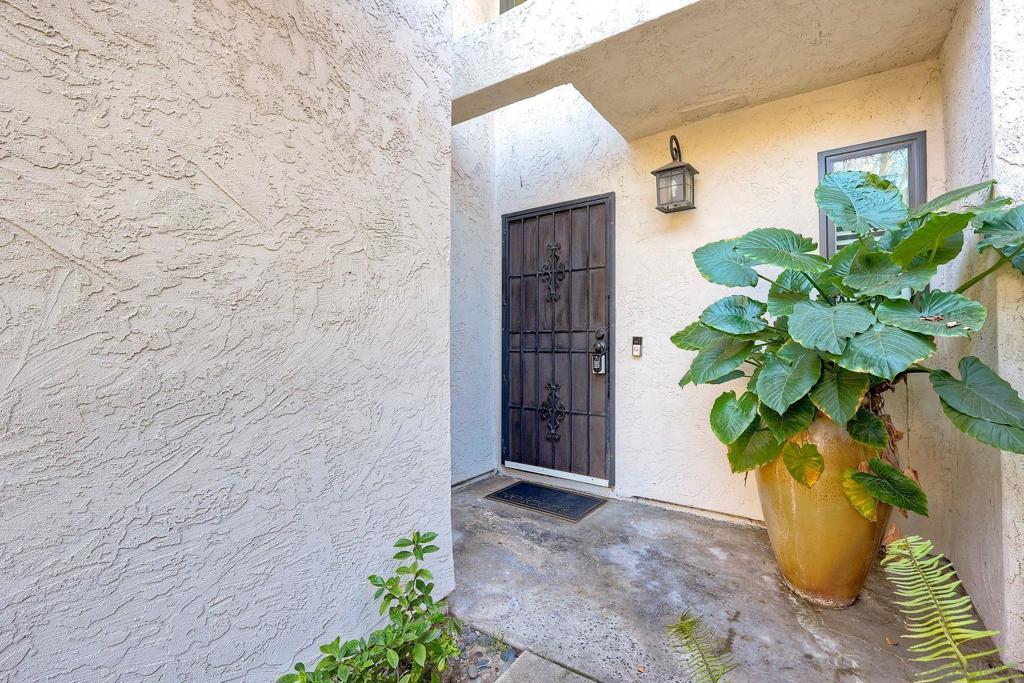 MLS #250043669SD image #21