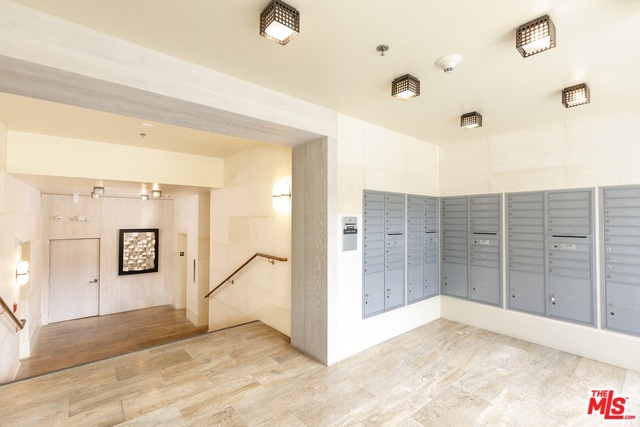 220 SAN VICENTE Boulevard, 609 photo 5