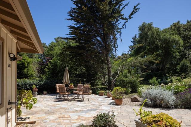 594 Viejo Road, Carmel CA: https://media.crmls.org/mediaz/b8542357-f82a-4897-afe3-8de69fc7d1bf.jpg