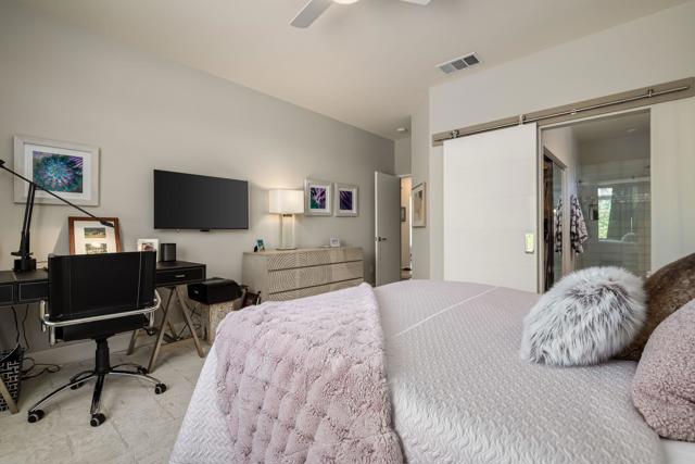 78902 Chardonnay Way, Palm Desert CA: https://media.crmls.org/mediaz/b854776c-303f-48f1-b41e-bb5f1fa6f11c.jpg