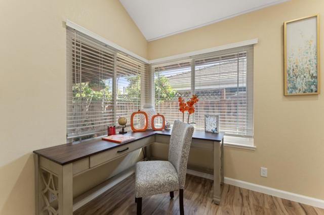 3195 Kawalker Lane, San Jose CA: https://media.crmls.org/mediaz/b855fbf2-056e-4f2b-9175-438946a4f41f.jpg